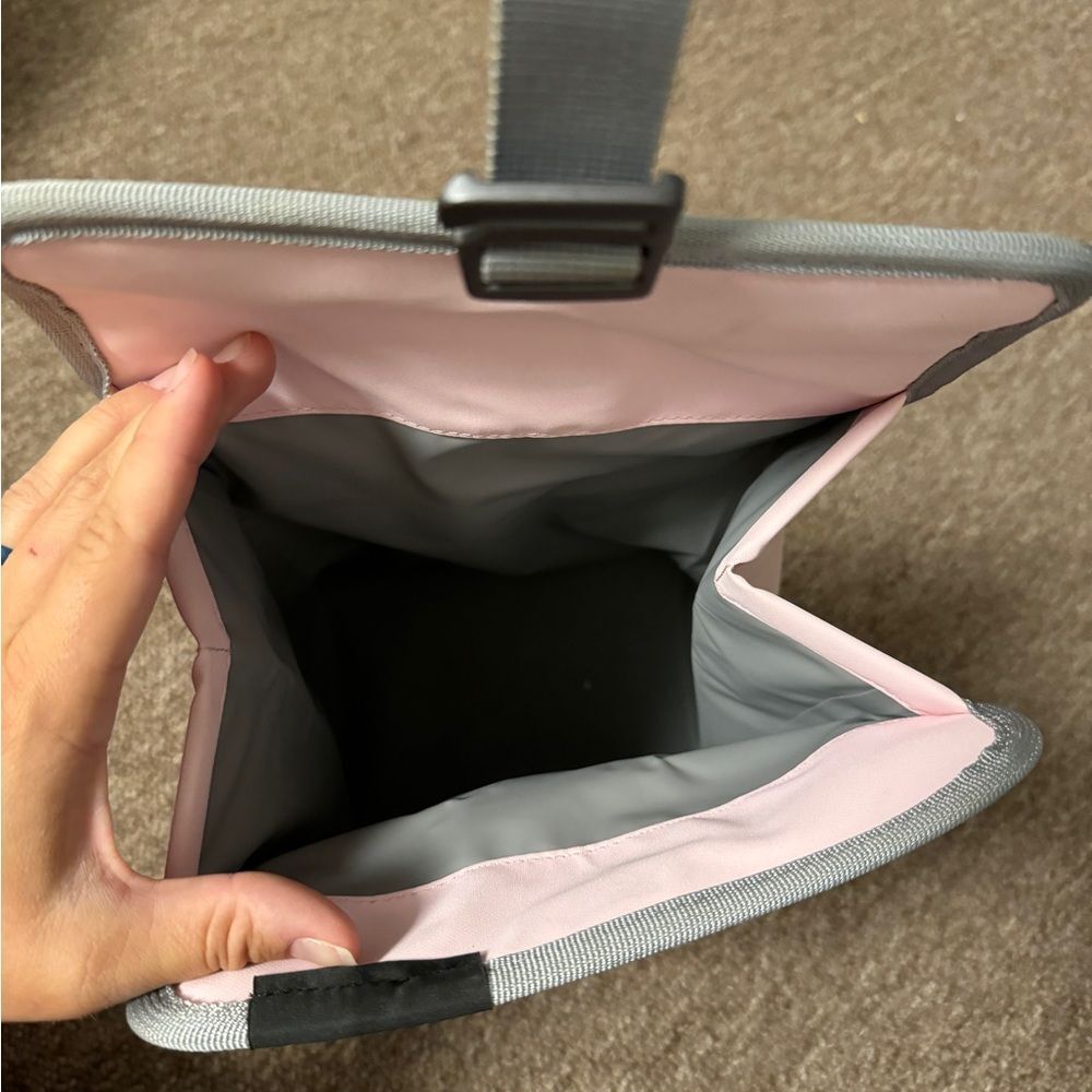 Yeti Day Trip Lunch Bag- Ice Pink - Picture 3 of 4
